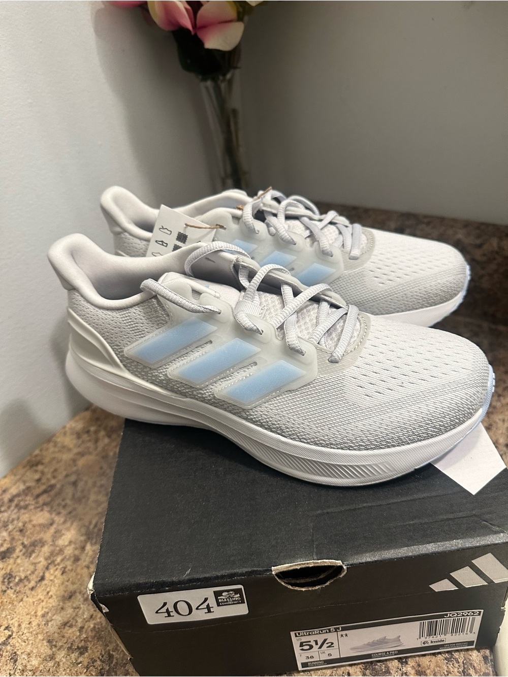 Adidas Women's Running Shoes - Light Gray with Pale Blue Accents size 5.5